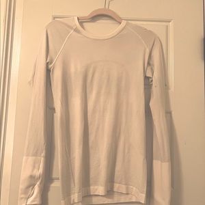 Lululemon Swiftly Tech Long Sleeve